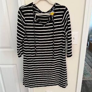 Balance collection coverup scallop trim